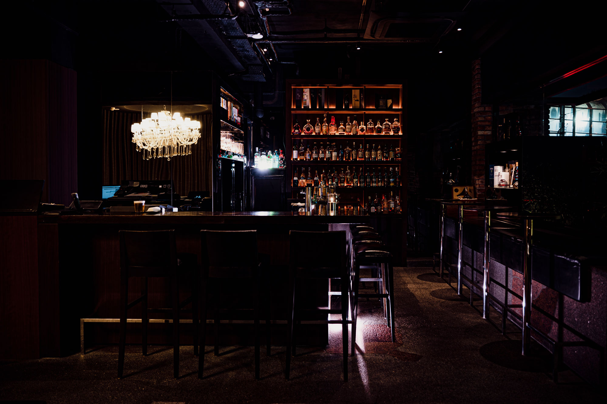 Bar lounge