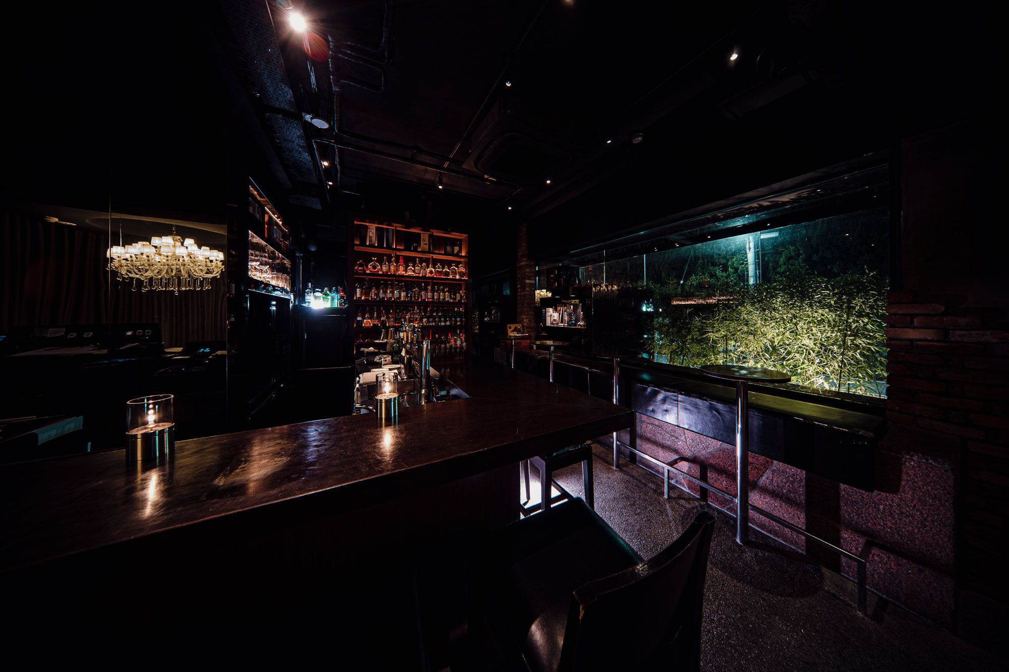 Bar lounge