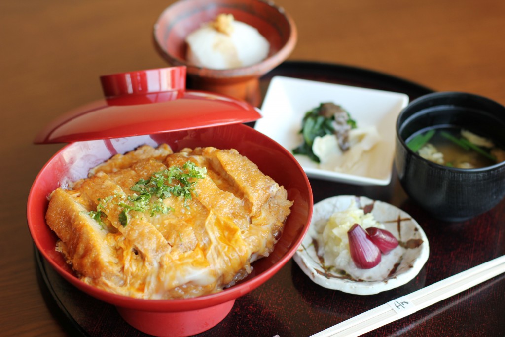 かつ丼