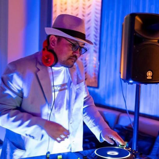 DJ J.YU-KI