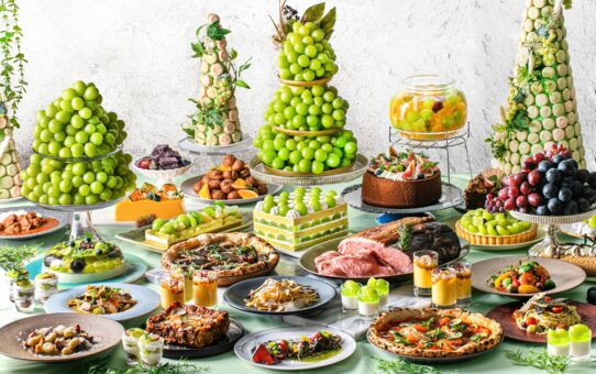 「XEX Autumn Buffet 2025」― 瑞々しく輝くシャインマスカットの饗宴