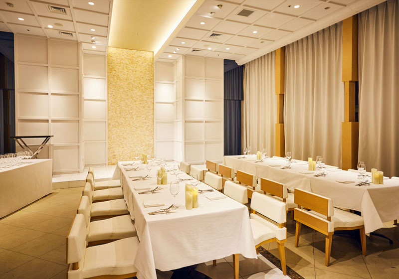PARTY ROOM